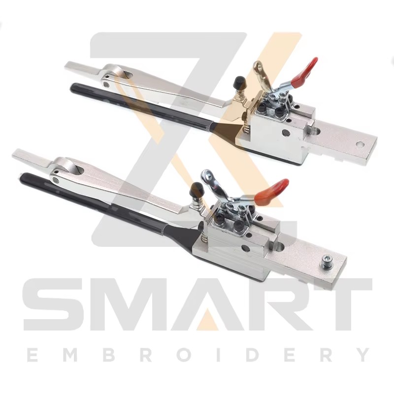 มัลติฟังก์ชั่รองเท้า Backpack Belt Embroidery Clamp สําหรับ Tajima SWF ชิ้นส่วนเครื่อง Embroidery จีน D030401-270